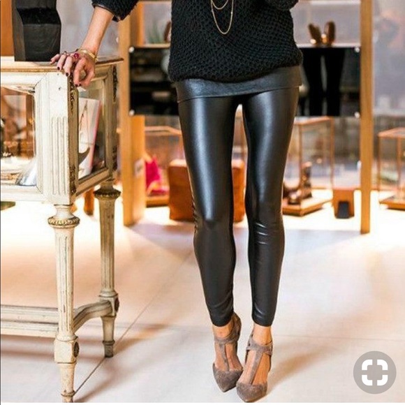 Pants - Vegan leather leggings